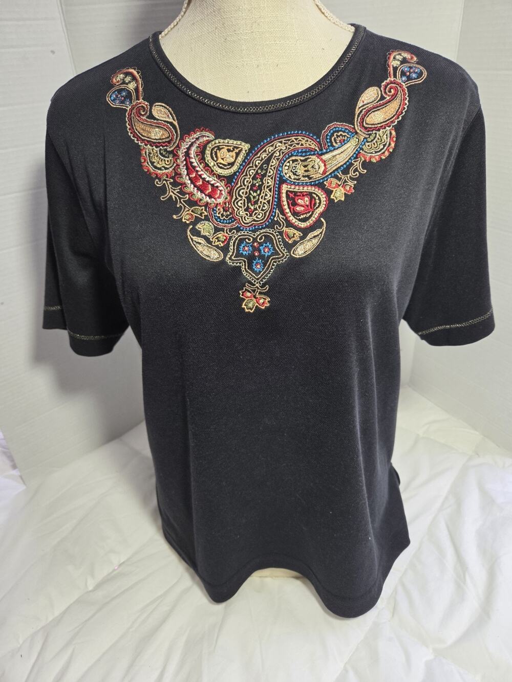 Bon Worth Paisley Art Blouse Black Sz M Pet Tee Embroidered Boho Retro 90's